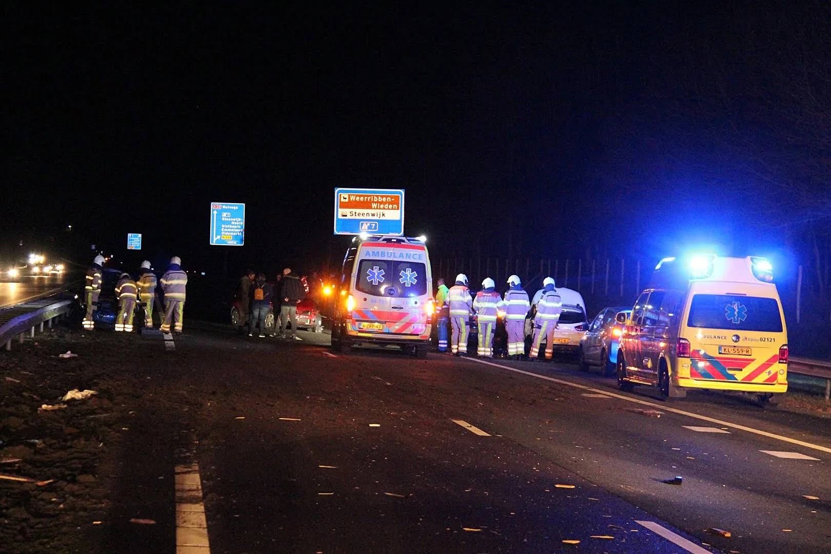 Snelweg A32 bij Steenwijk afgesloten na ongeval met meerdere voertuigen