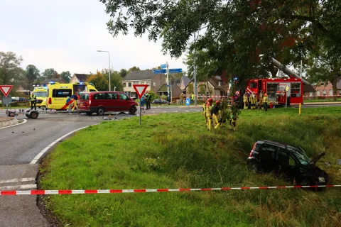 Ernstig verkeersongeval op de Flevoweg N762 bij Sint Jansklooster