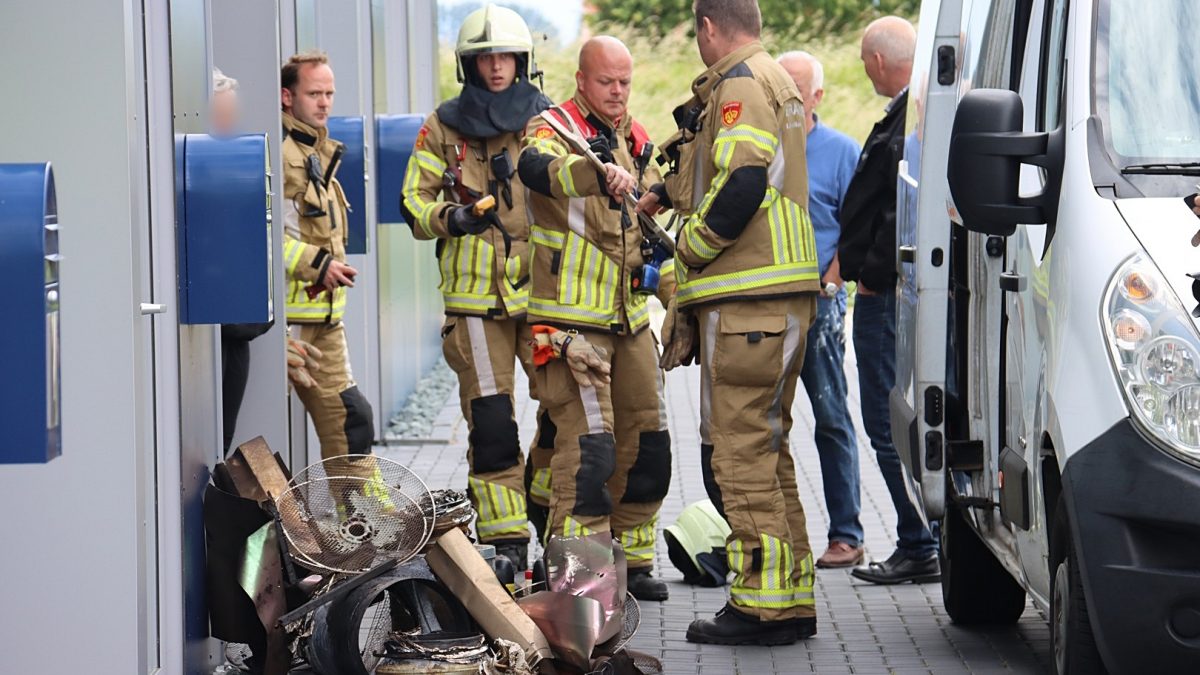 Brandweer Steenwijk voert na controle uit in pand waar hennepkwekerij werd ontdekt