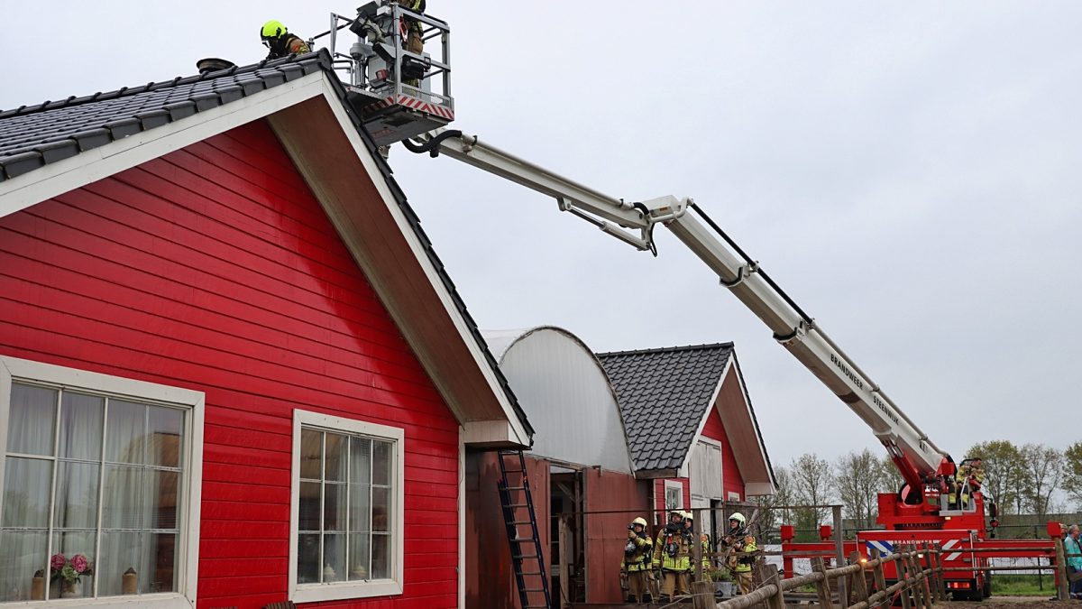Woningbrand aan de Eekstraat in Oldemarkt
