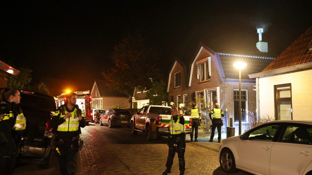 Bewoner weet zichzelf bij woningbrand in veiligheid te brengen door alarmerende rookmelders.