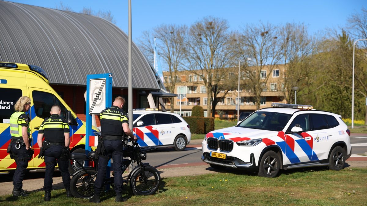 Jongen gaat met zijn fatbike onderuit